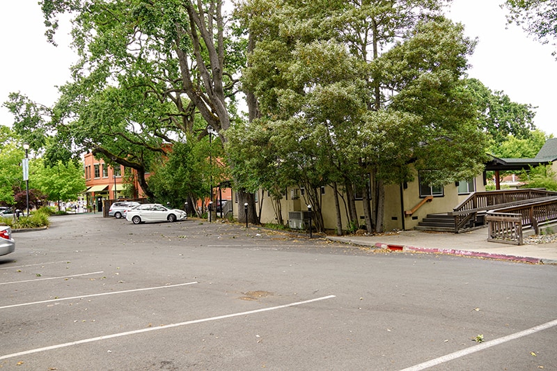 More Photos Of 3547-3549 Wilkinson Ln, Lafayette Office For Lease