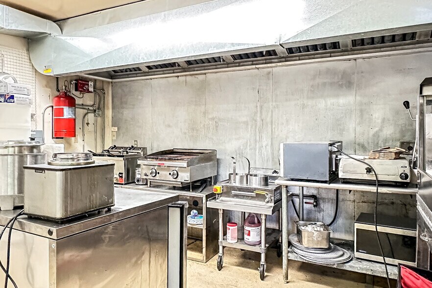 More Photos Of W6315 US Highway 18, Jefferson Restaurant For Sale