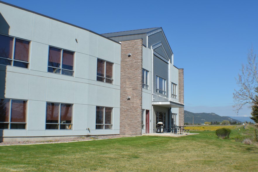 More Photos Of 125 Schoolhouse Loop, Kalispell Office For Sale
