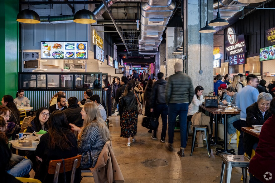 More Photos Of 135 W 50th St, New York Office For Lease