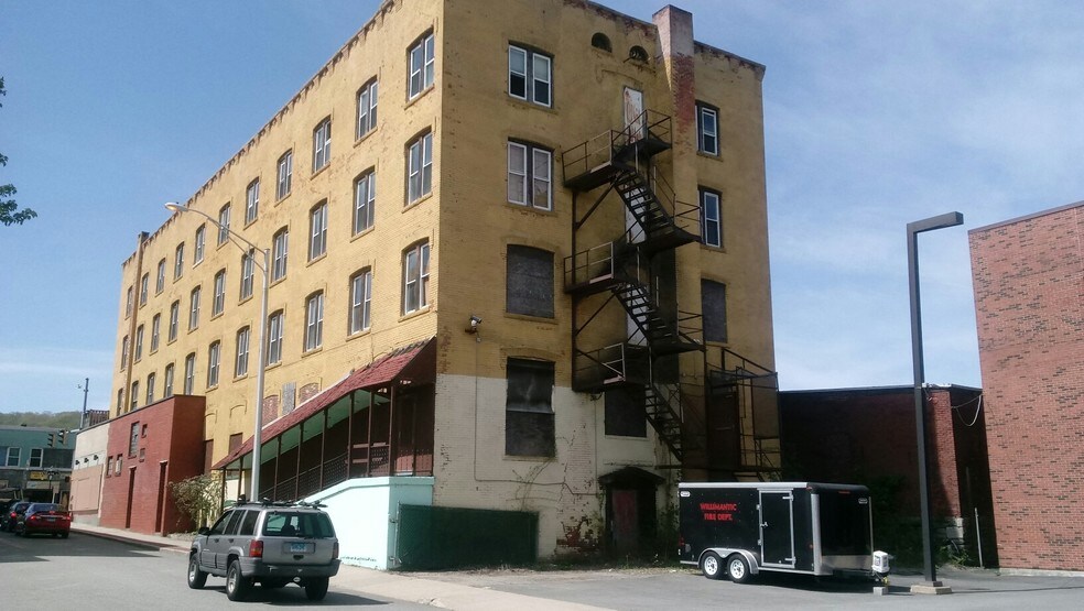 More Photos Of 819-833 Main St, Willimantic Apartments For Sale