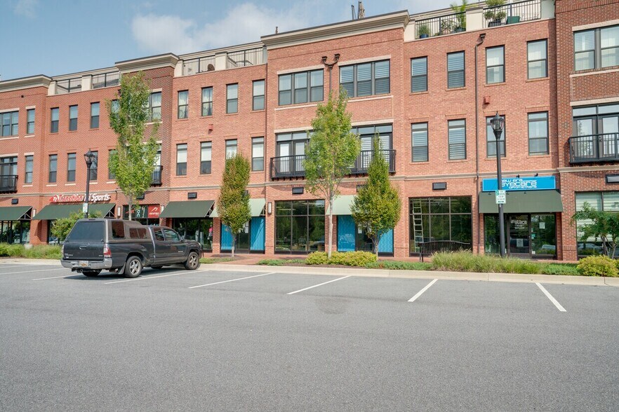 More Photos Of 200-225 Crescent Station Terr, Leesburg Apartments For Sale