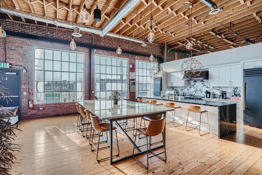 More Photos Of 389 S Lipan St, Denver Industrial For Sale