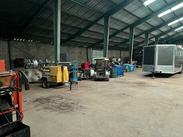 More Photos Of 211 Swans Ln, Saint Albans Industrial For Sale