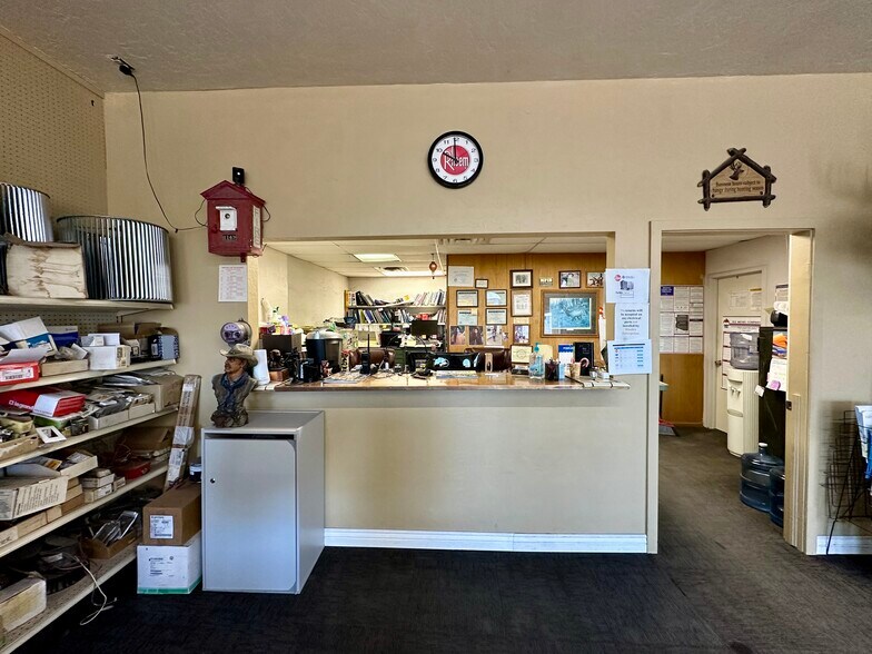 More Photos Of 626 S 5th Ave, Safford Office For Sale