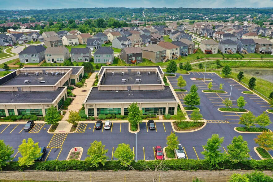 More Photos Of 320 Cardinal Dr, St Charles Medical For Lease