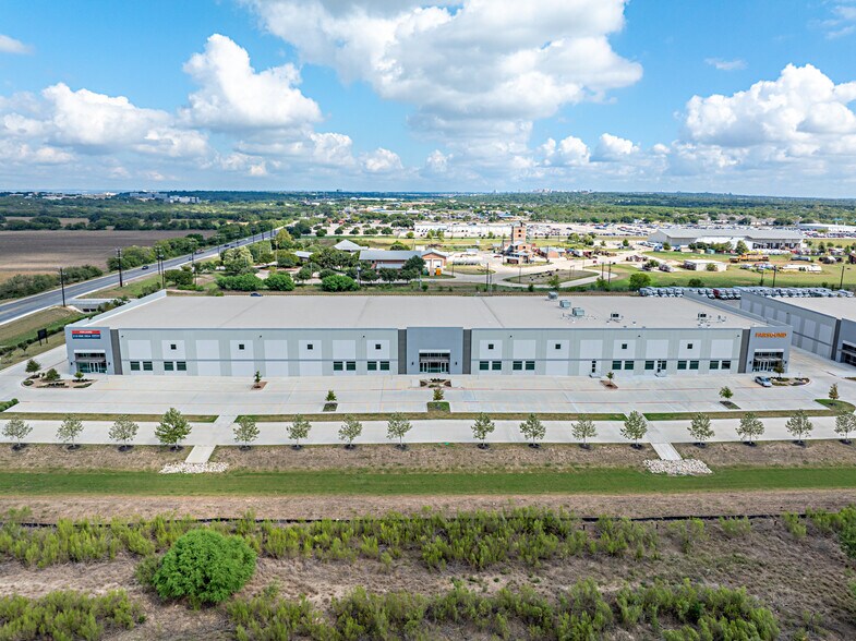 More Photos Of 438 S Callaghan Rd, San Antonio Unknown For Lease