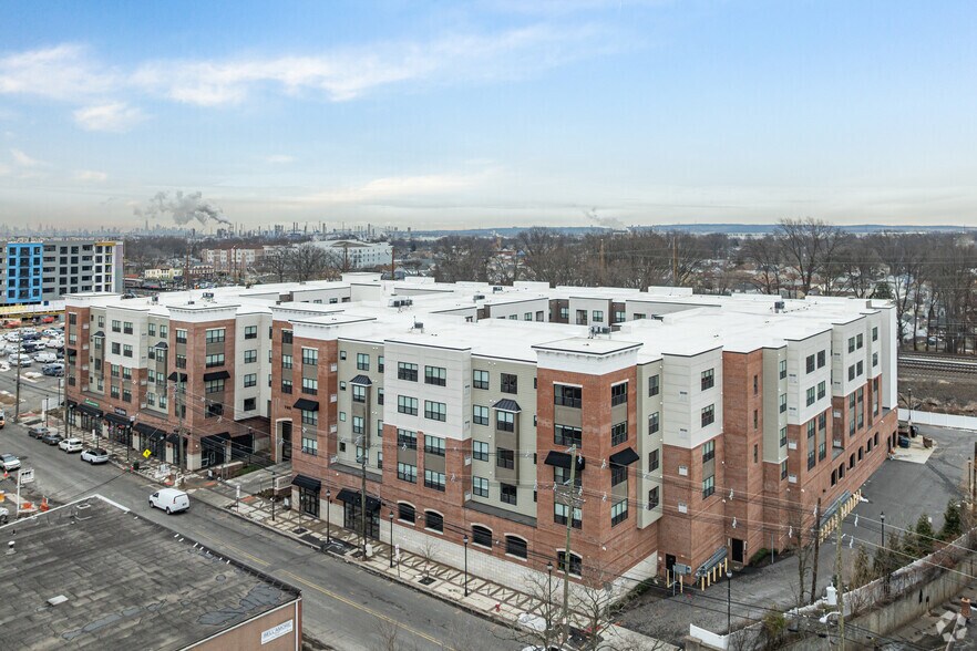 More Photos Of 307 W Elizabeth Ave, Linden Apartments For Lease