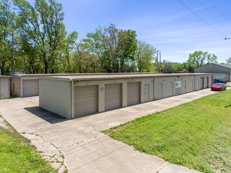 Primary Photo Of 500 G st, Arkansas City Self Storage For Sale