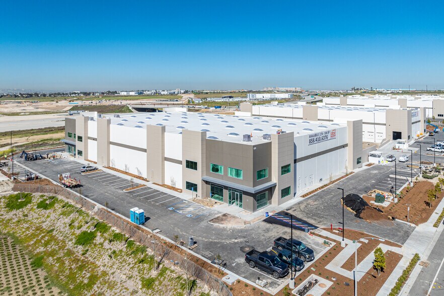 More Photos Of Paseo De La Fuente, San Diego Unknown For Lease