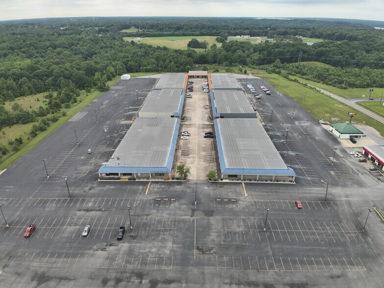 More Photos Of , Eddyville General Retail For Sale