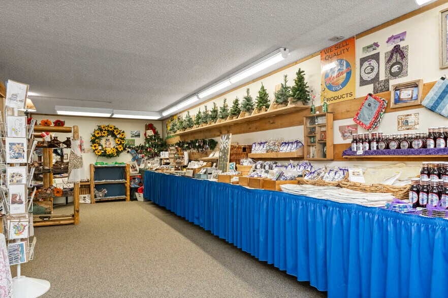 More Photos Of 2026 2nd Ave N, Great Falls General Retail For Lease