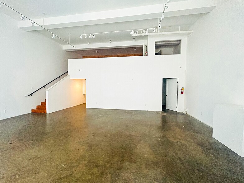 More Photos Of 978 Chung King Rd, Los Angeles Loft Creative Space For Sale