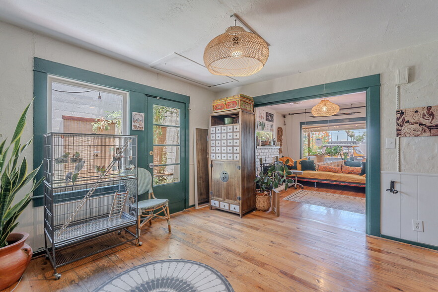 More Photos Of 7140 E 1st Ave, Scottsdale Storefront For Sale