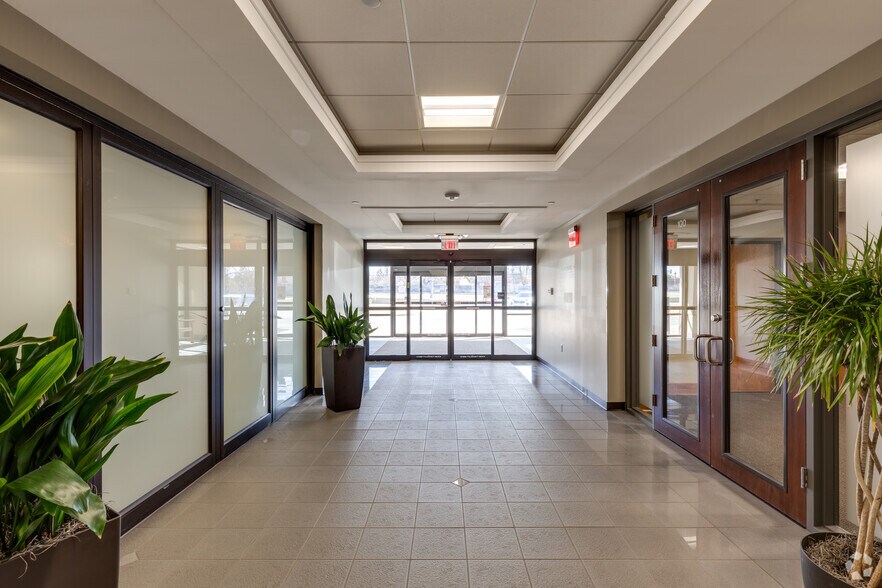 More Photos Of 6303 N Portland Ave, Oklahoma City Office For Lease
