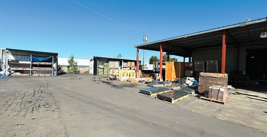 More Photos Of 1441-1445 S Sunkist St, Anaheim Manufacturing For Lease