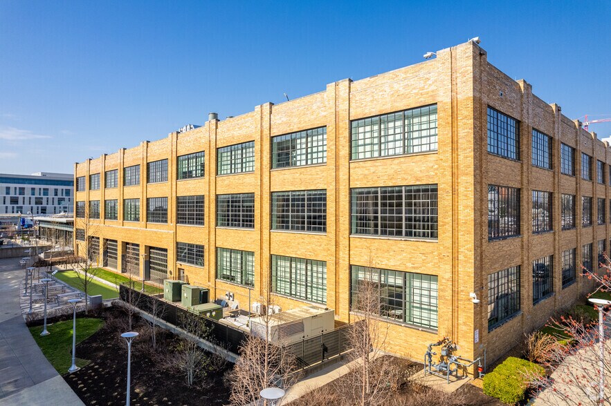 More Photos Of 4220 Duncan Ave, Saint Louis Office For Lease