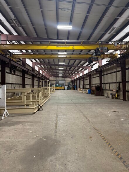 More Photos Of 511 Curtis Ave, Pasadena Warehouse For Sale