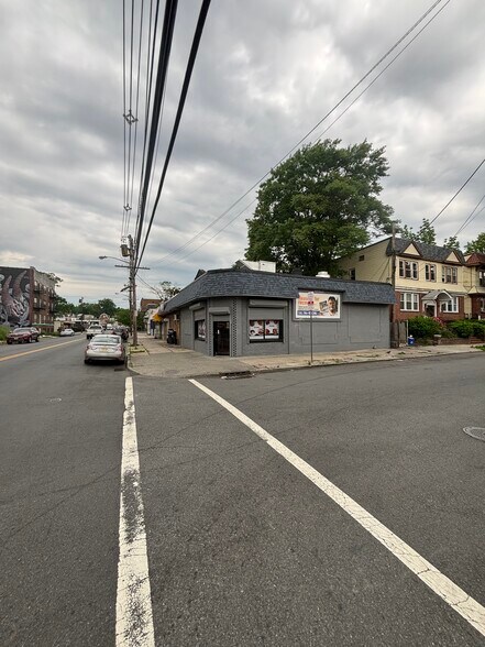 More Photos Of 203-205 Alexander St, Newark Storefront For Sale