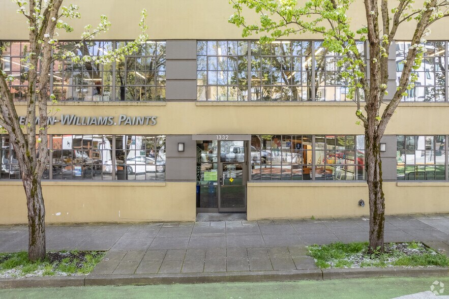 More Photos Of 323-325 NW 13th Ave, Portland Office For Sale