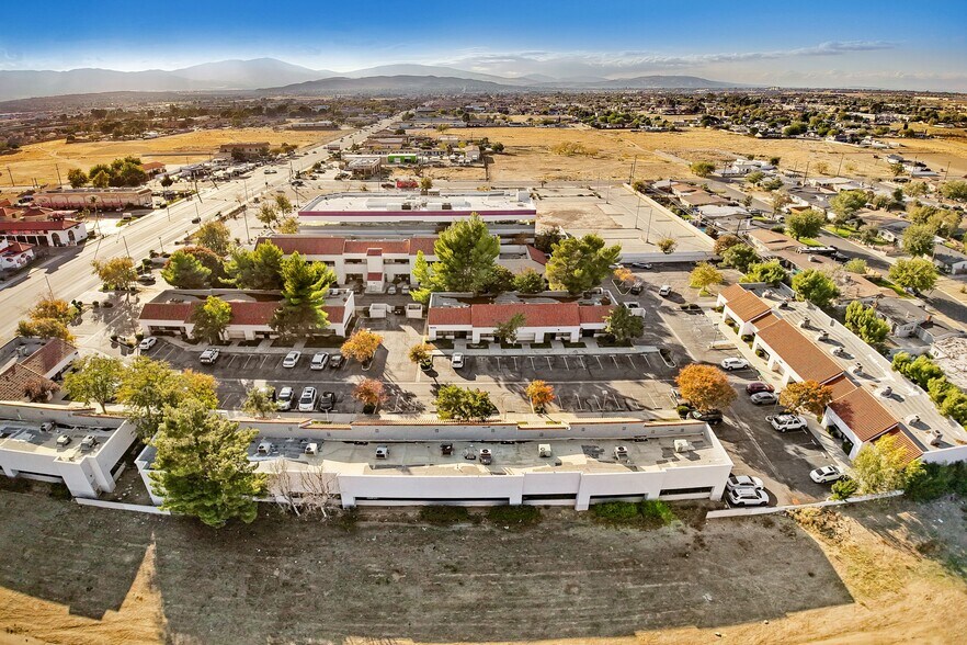 More Photos Of , Palmdale Office For Sale