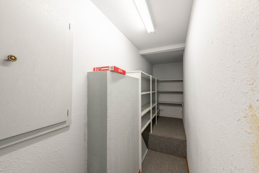 More Photos Of 312 E 2nd St, Alice Healthcare For Sale