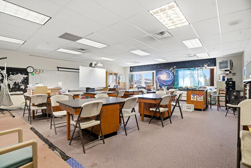More Photos Of 6541 16TH Ave S, Richfield Schools For Lease