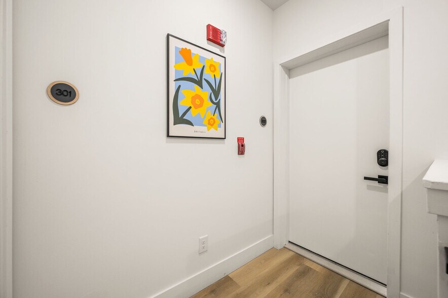 More Photos Of 4921 Chester Ave, Philadelphia Multifamily For Sale