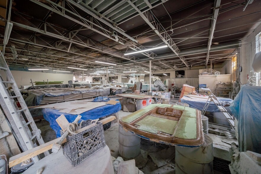 More Photos Of 1040 E 26th St, Hialeah Warehouse For Sale