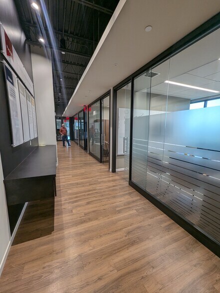 More Photos Of 3900 McCarty Ln, Lafayette Office For Sale