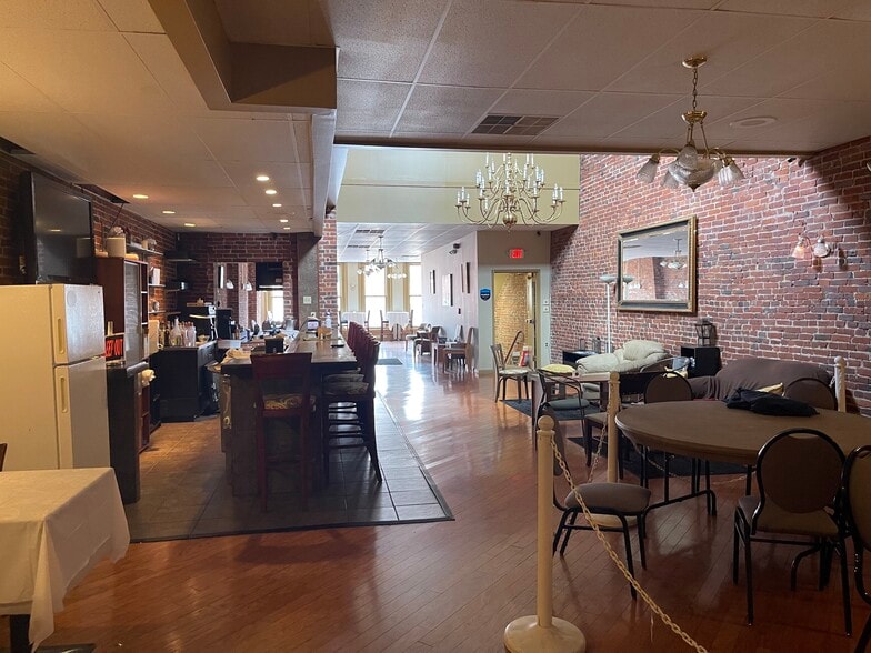 More Photos Of 1924 E Carson St, Pittsburgh Restaurant For Sale