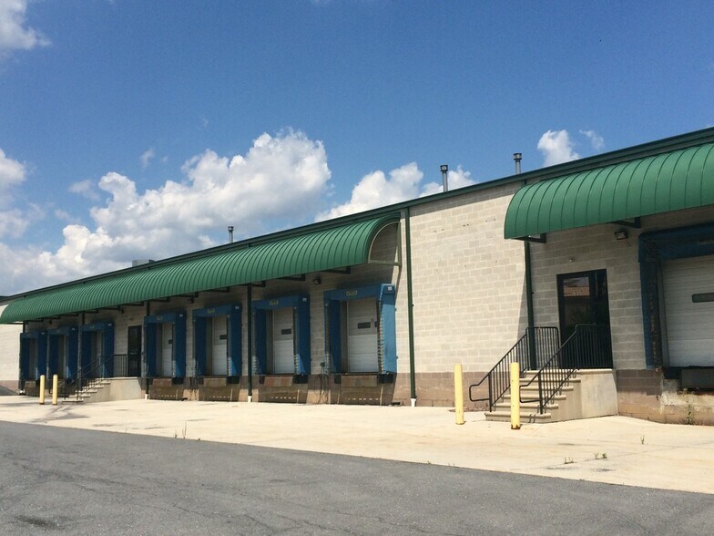 More Photos Of 175 Limekiln Rd, New Cumberland Flex For Lease