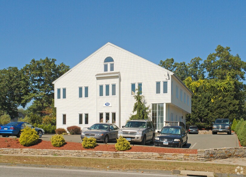 More Photos Of 751 Farmington Ave, Bristol Medical For Lease