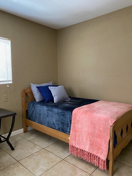 More Photos Of 1500-1502 Oleander Dr, La Marque Apartments For Sale
