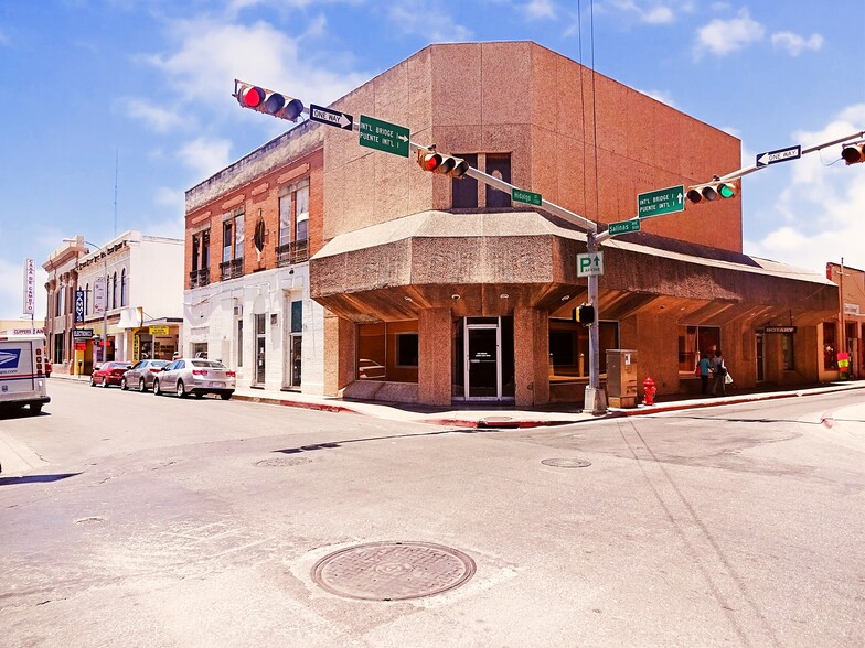 Primary Photo Of 1307 Hidalgo St, Laredo Storefront Retail Office For Lease