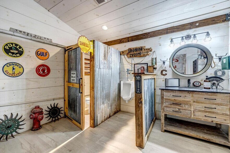 More Photos Of 485 Chandler Oaks Ln, Saint Augustine Lodge Meeting Hall For Sale