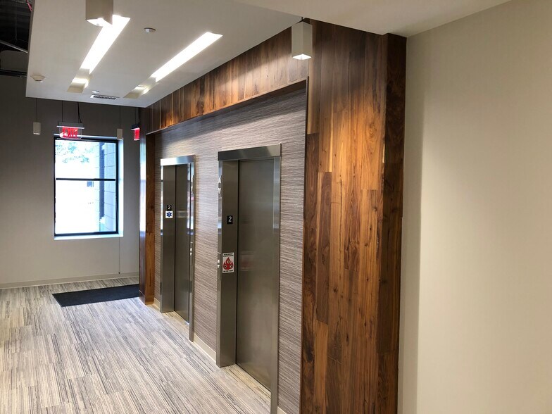 More Photos Of 620 Cherokee St, Marietta Medical For Lease