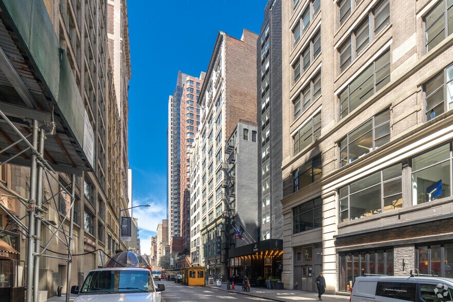 More Photos Of 43 W 24th St, New York Office For Lease