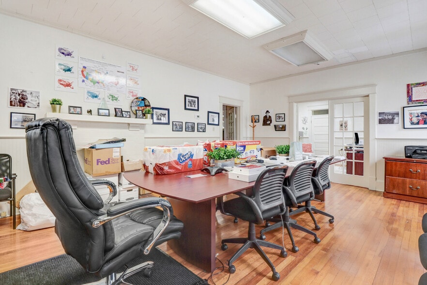 More Photos Of 1206 E Ash St, Goldsboro Loft Creative Space For Sale