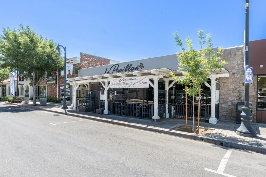 More Photos Of 858 W Lancaster Blvd, Lancaster Restaurant For Sale
