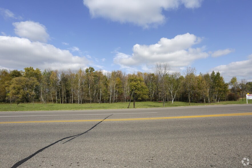 More Photos Of 9456 Lake Dr, Columbus Land For Lease