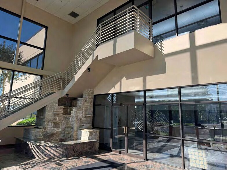 More Photos Of 2110 Fiserv Drive Southwest, Cedar Rapids Office For Sale