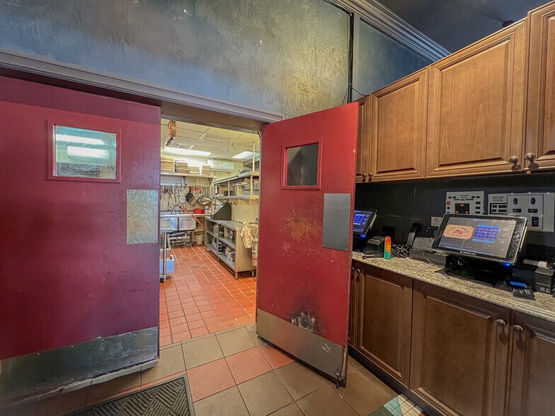 More Photos Of 404 Southard St, Key West Restaurant For Sale