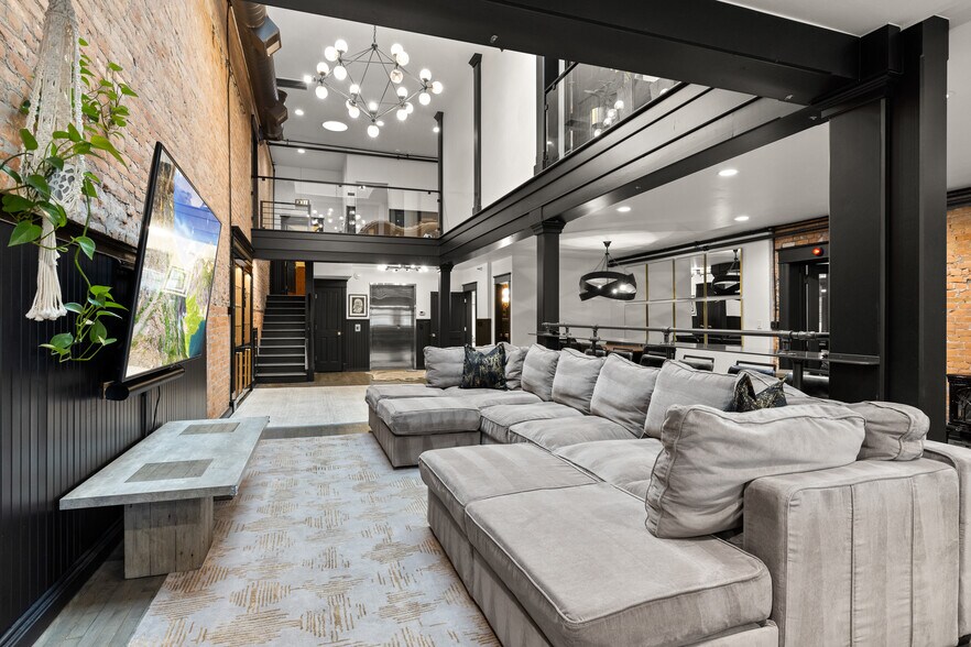 More Photos Of 30-50 2nd St E, Kalispell Office Residential For Sale