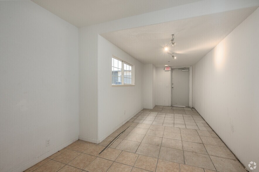 More Photos Of 4283 N Wilson Way, Stockton Warehouse For Lease