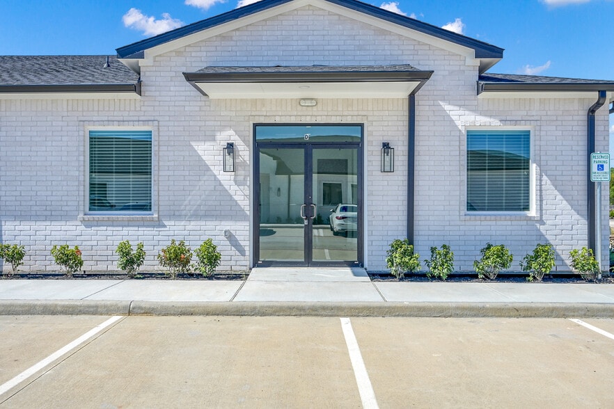 More Photos Of 18930 Kuykendahl Rd, Spring Medical For Lease