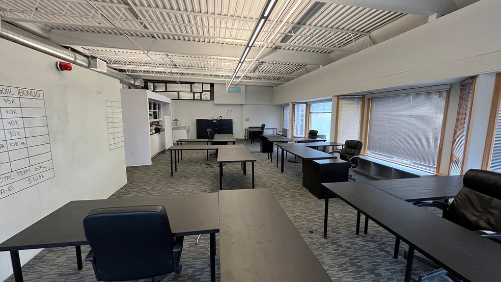 More Photos Of 63 Albert St, Winnipeg Office For Sale