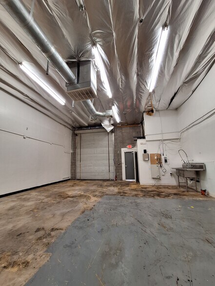 More Photos Of 5067-5085 Arville St, Las Vegas Unknown For Lease