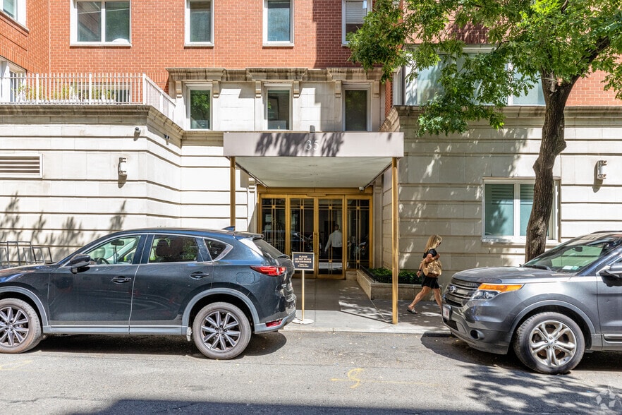 More Photos Of 35 E 85th St, New York Apartments For Sale