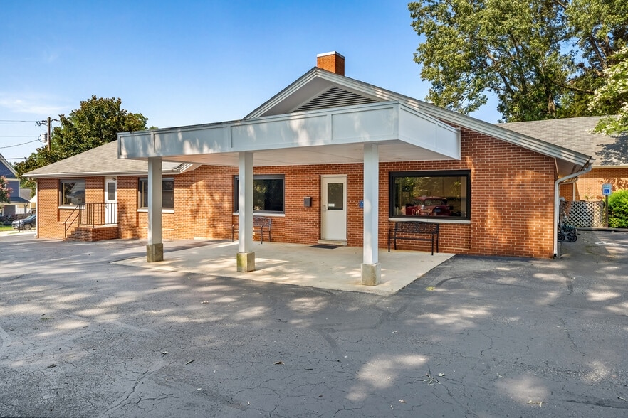 More Photos Of 219 Georgetown Rd, Raleigh Religious Facility For Sale